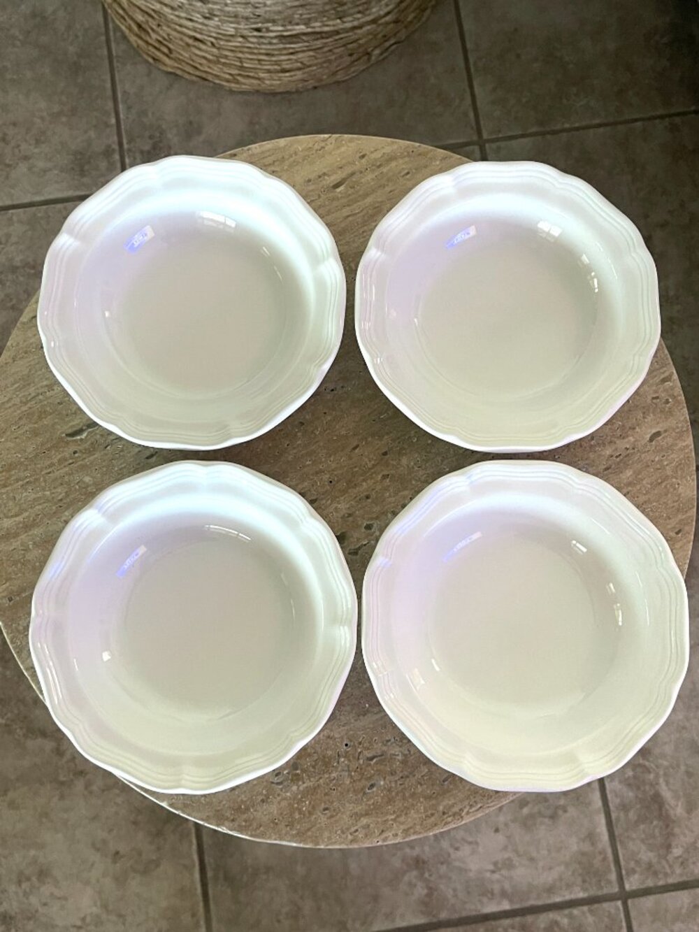 Mikasa Bowls Set of 4 White French Countryside Cereal Soup